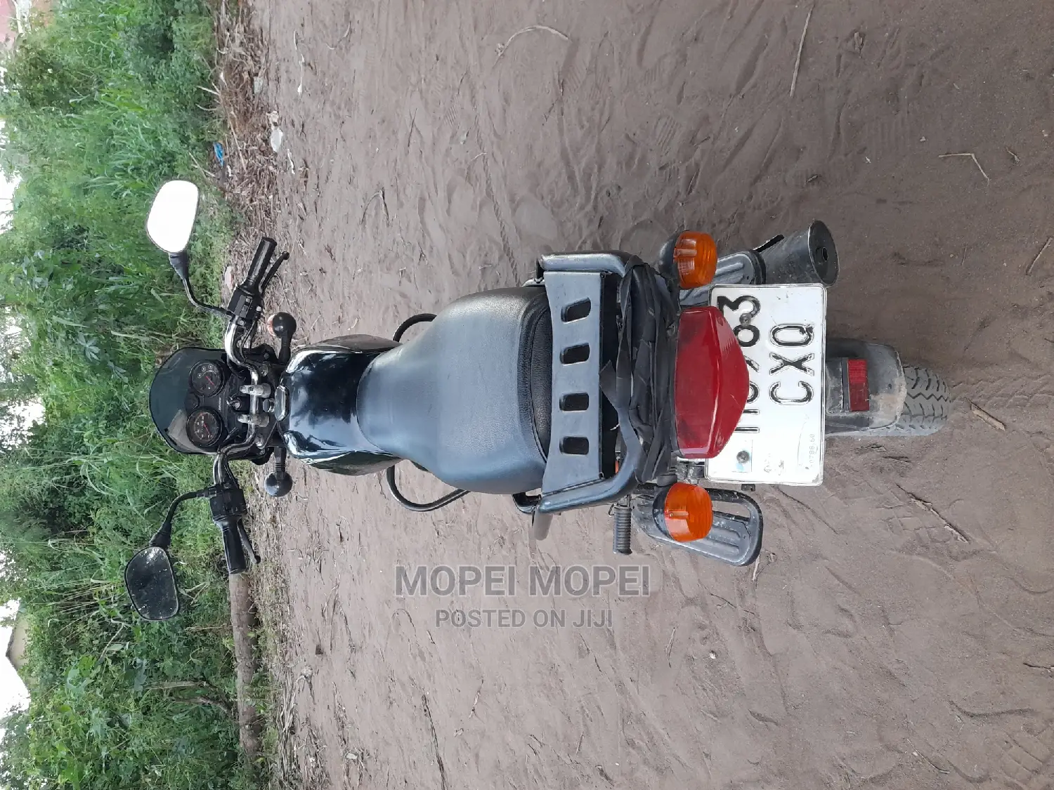 Bajaj Boxer X125 2021 Green