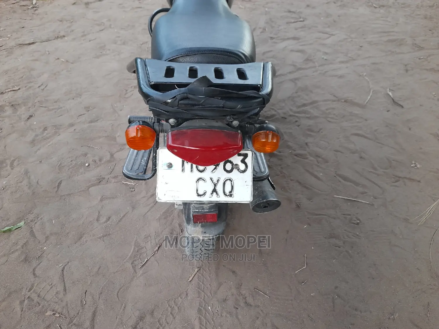 Bajaj Boxer X125 2021 Green