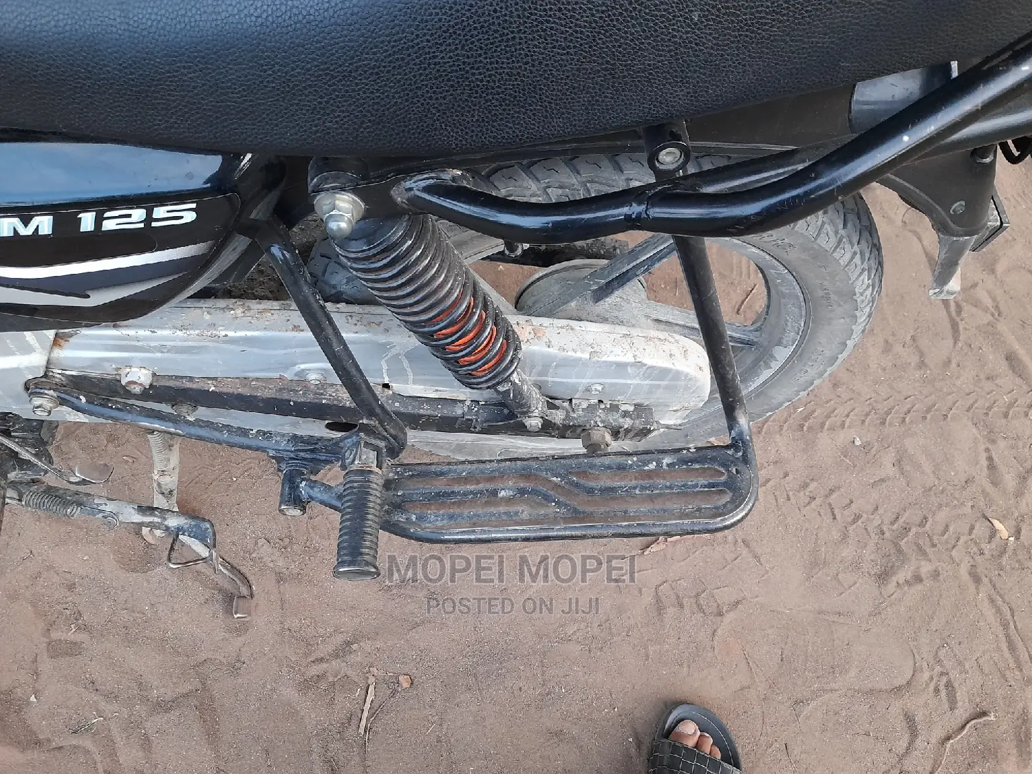 Bajaj Boxer X125 2021 Green