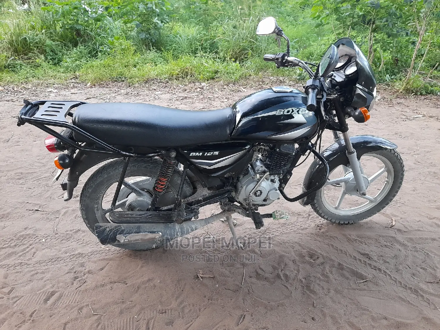 Bajaj Boxer X125 2021 Green