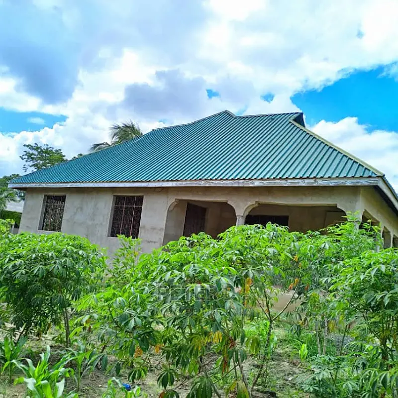 3bdrm House in Mbezi for Sale
