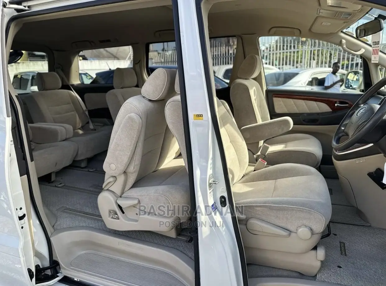 Toyota Alphard 2005 White