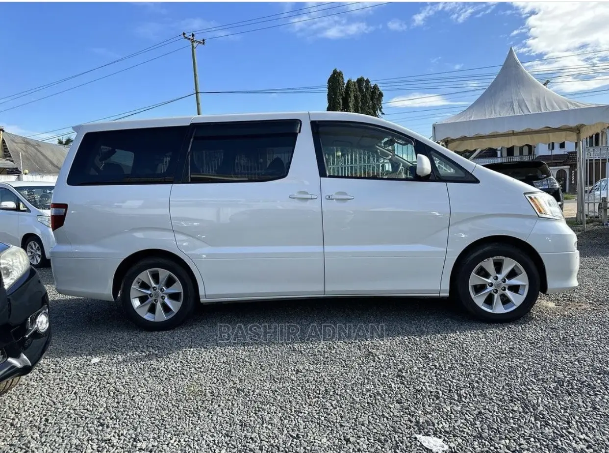Toyota Alphard 2005 White