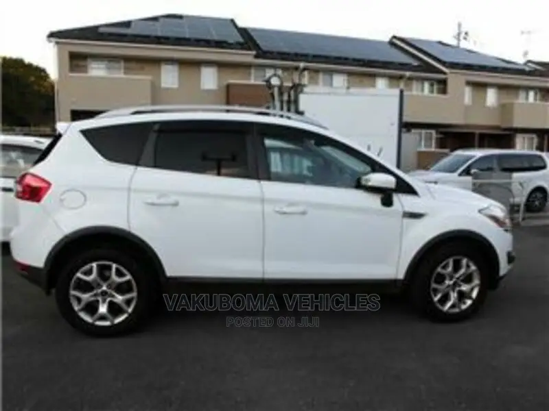 Ford Kuga 2014 Pearl