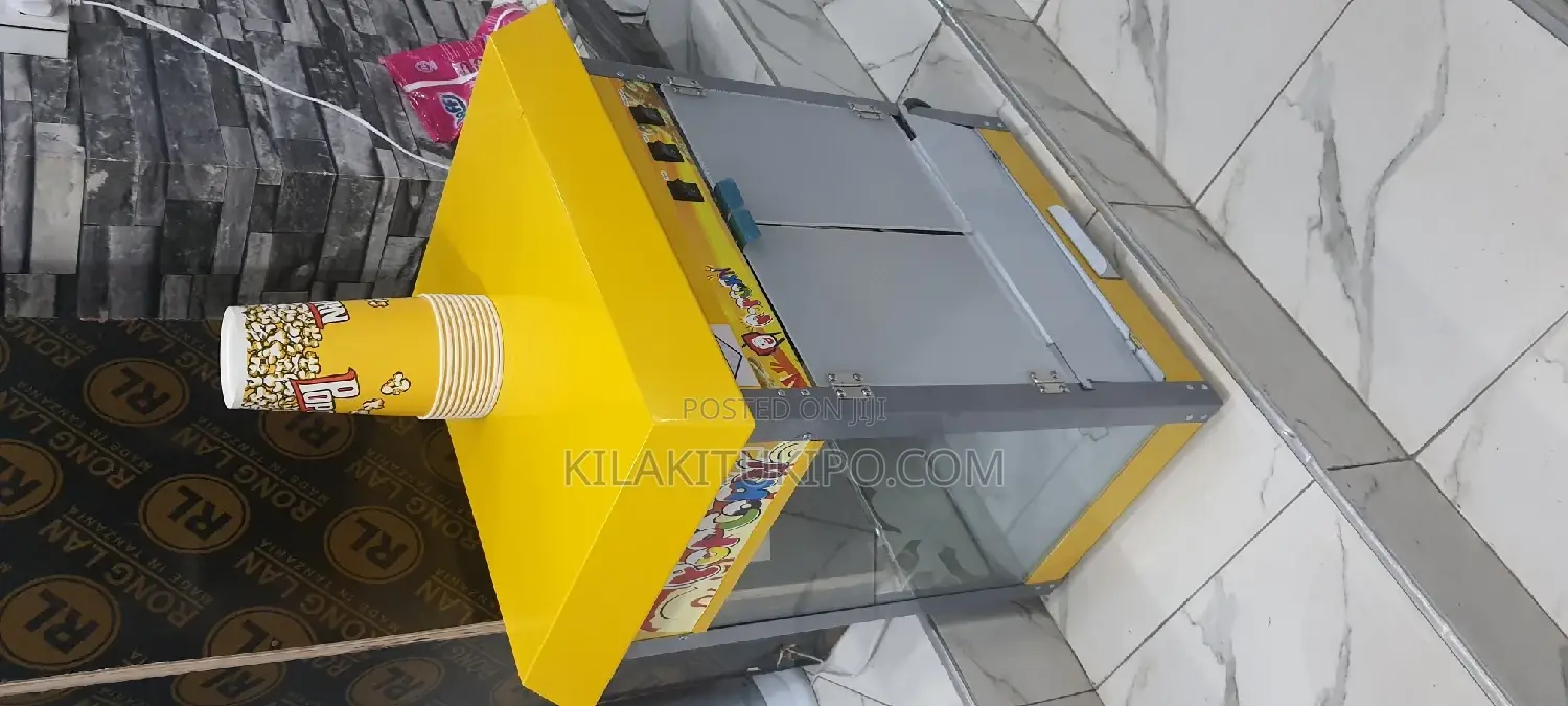 Commercial Popcorne Machine