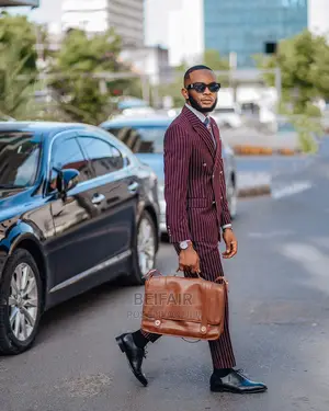 Six Buttons Men Suit