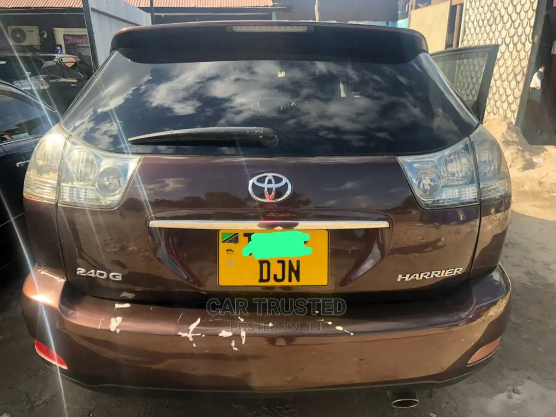 Toyota Harrier 2.4 4WD 2005 Gray