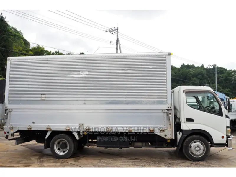 Toyota Dyna Truck