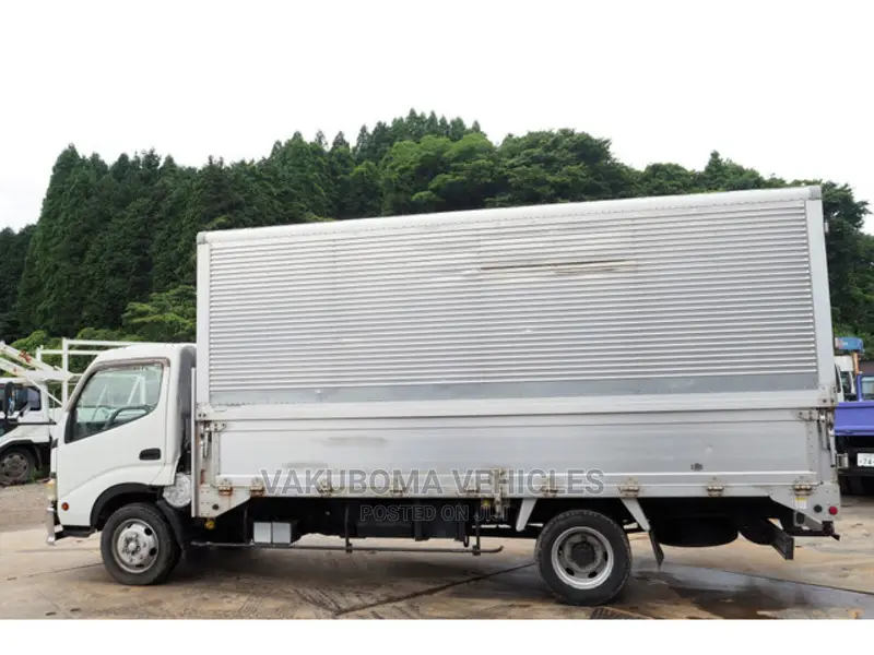 Toyota Dyna Truck