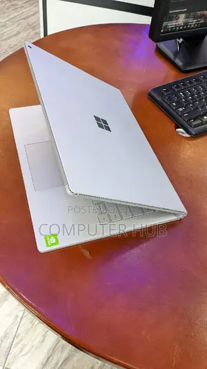 Laptop Microsoft Surface Book 2 8GB Intel Core I7 SSD 256GB