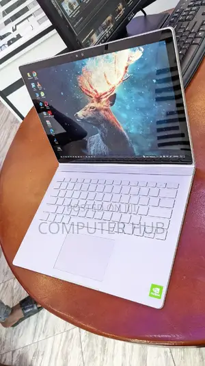 Laptop Microsoft Surface Book 2 8GB Intel Core I7 SSD 256GB