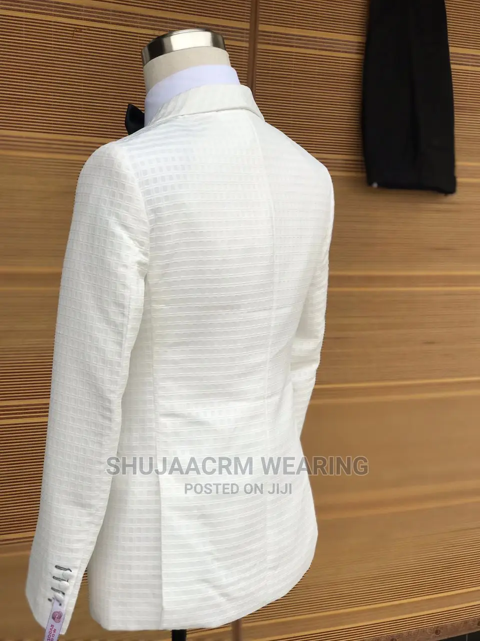 White Suti Za Kiume