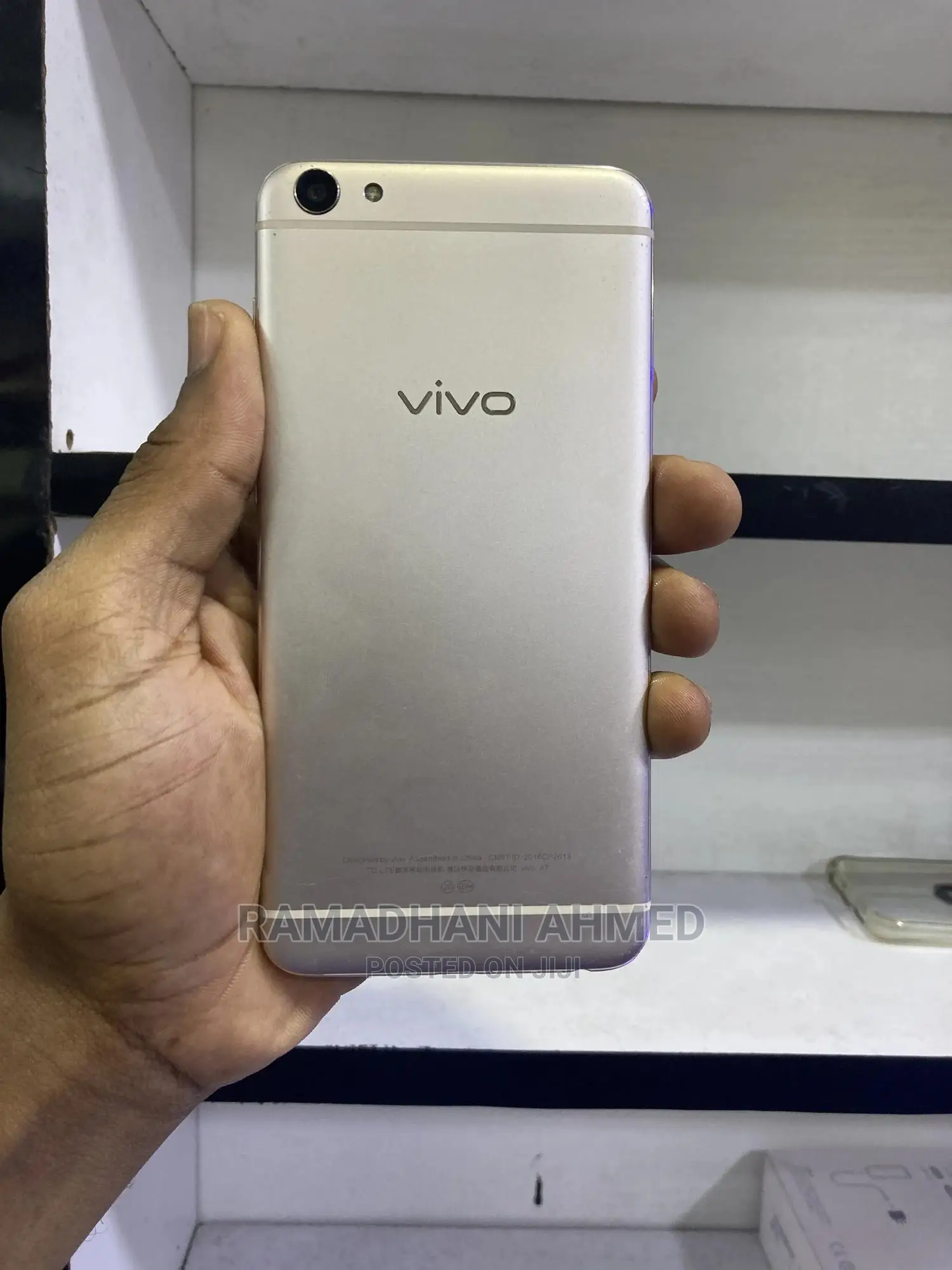 Vivo X7 64 GB Gold