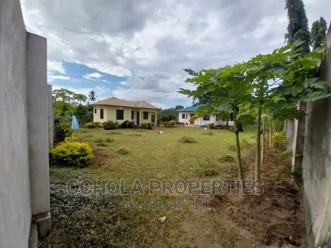 5bdrm House in Ukonga for Sale