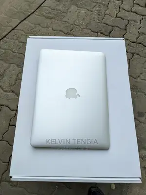 Laptop Apple MacBook Air 8GB Intel Core I5 SSD 128GB