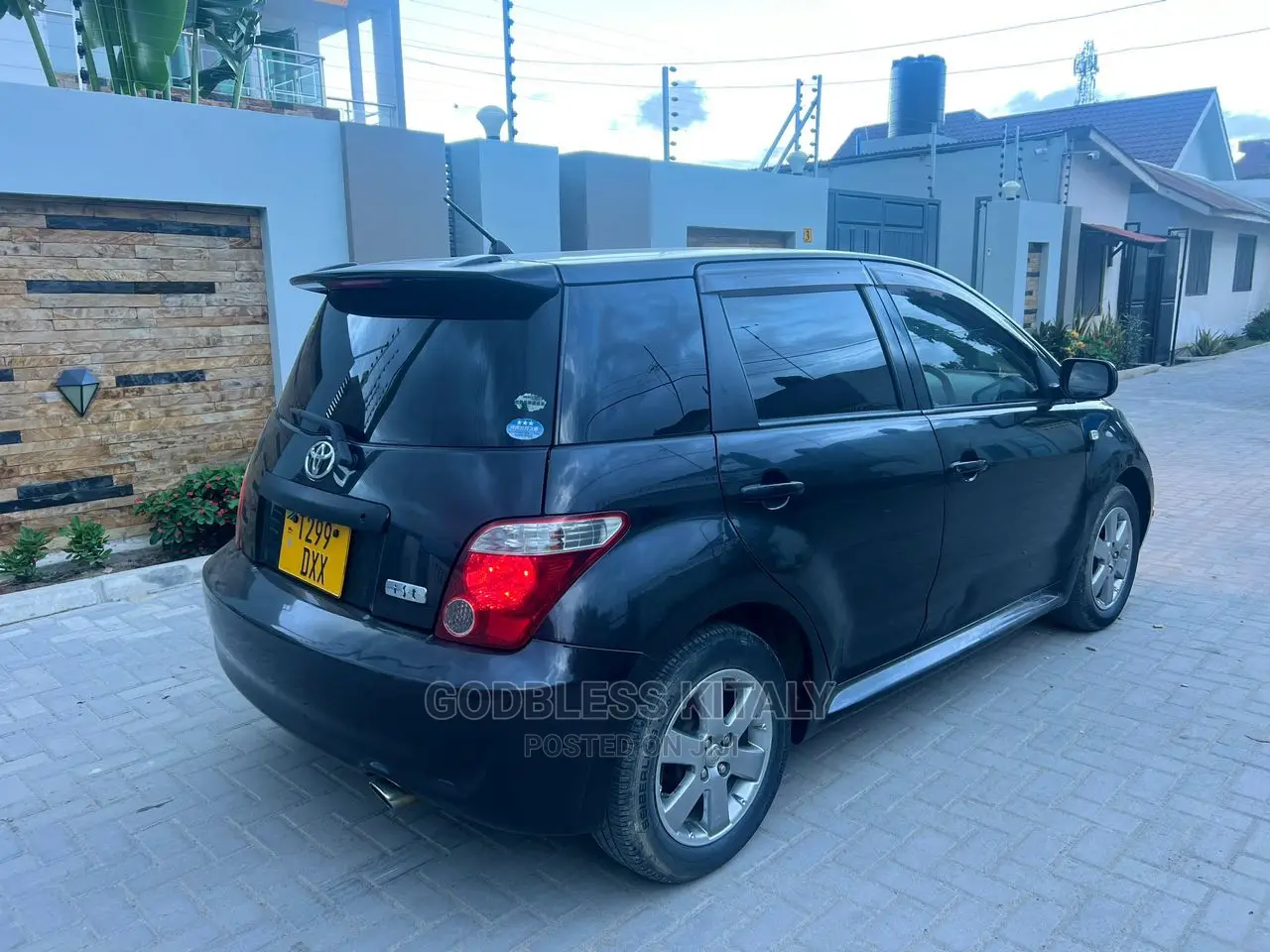 Toyota IST 2003 Black