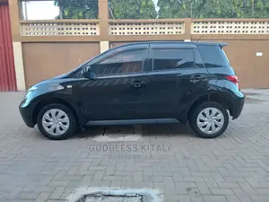 Toyota IST 2003 Black
