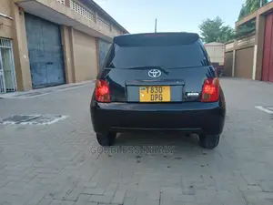 Toyota IST 2003 Black