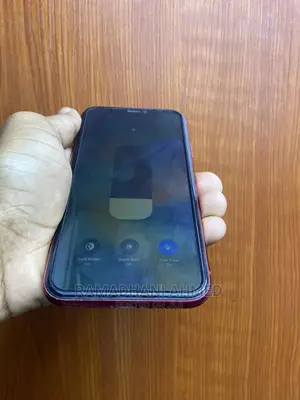 Apple iPhone 11 128 GB Red