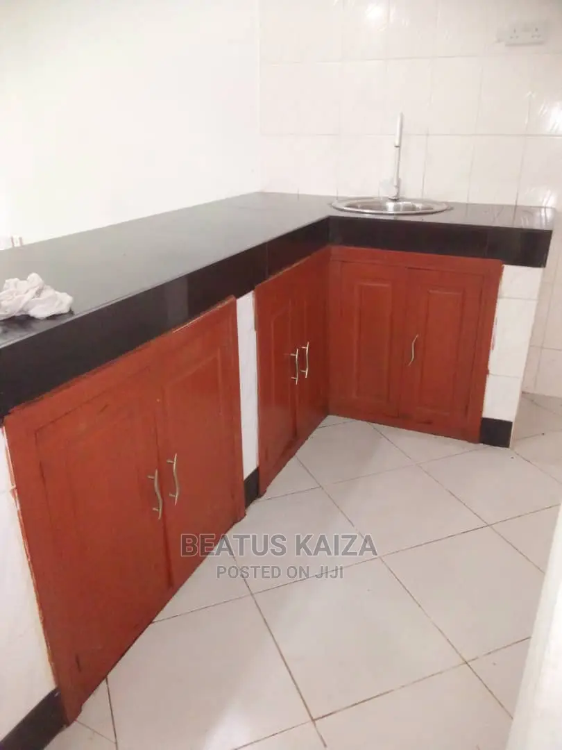 2bdrm Apartment in Kinondoni Leader'S for Rent