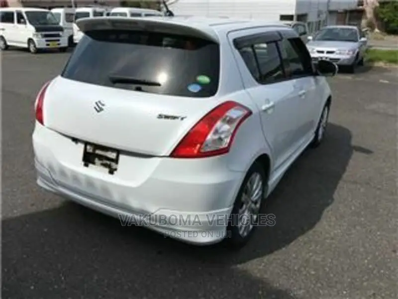 Suzuki Swift 1.4 2012 White