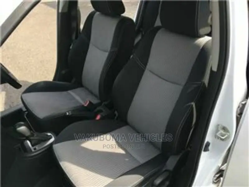 Suzuki Swift 1.4 2012 White