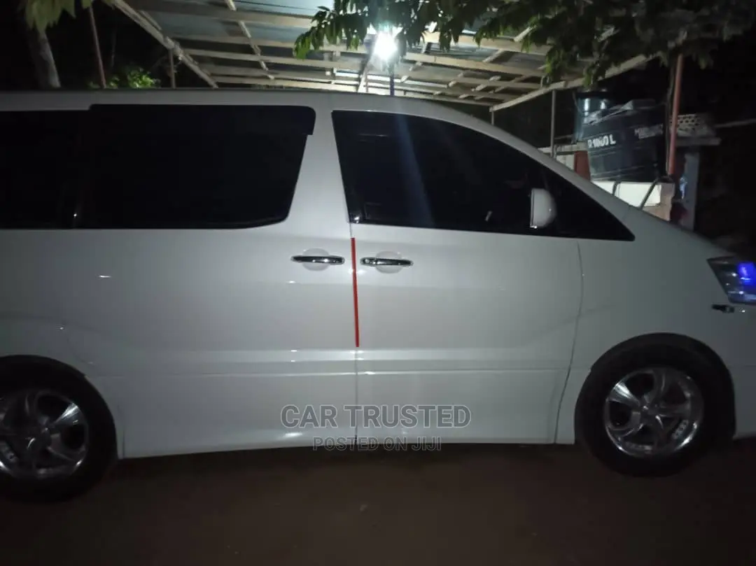 Toyota Alphard 2006 White