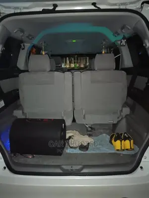 Toyota Alphard 2006 White
