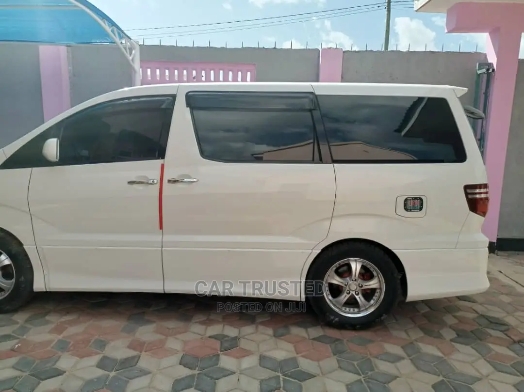 Toyota Alphard 2006 White