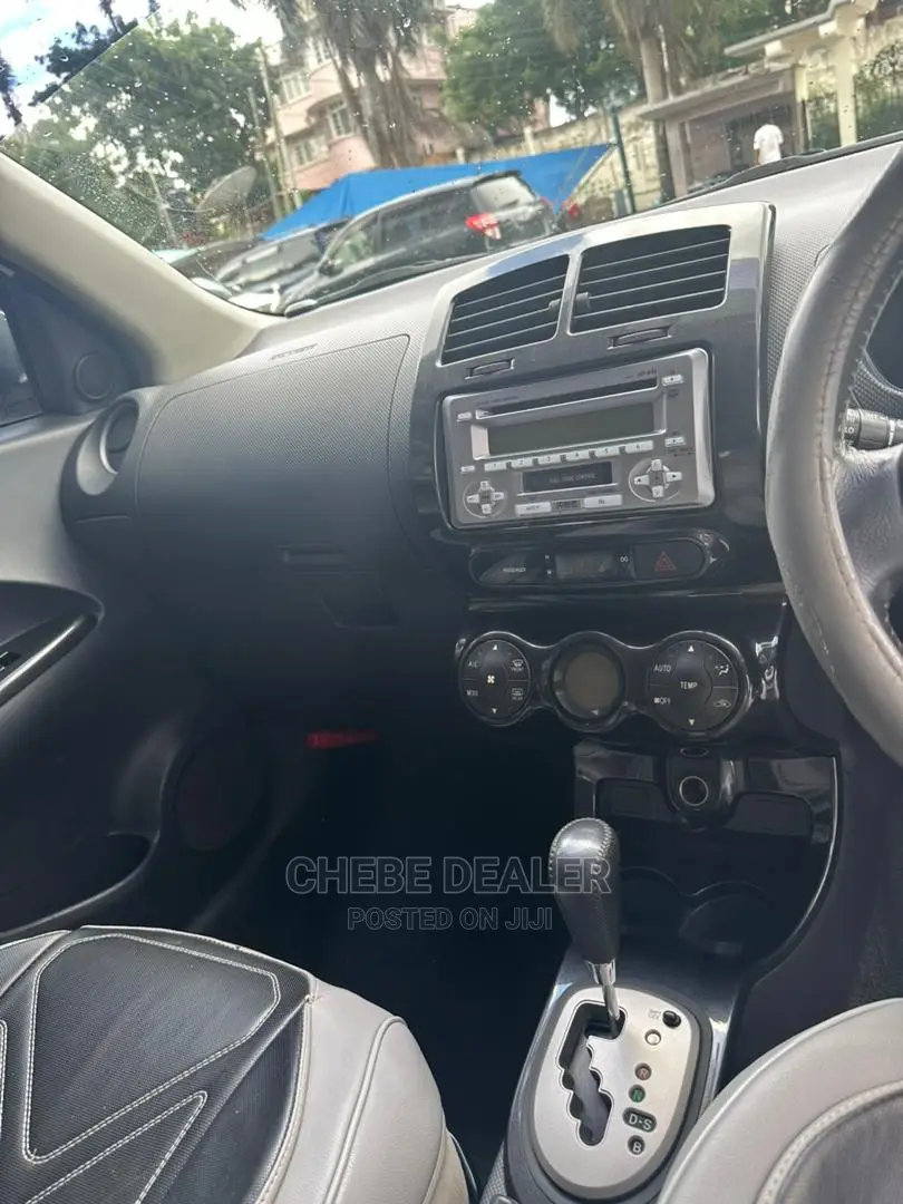 Toyota IST 2007 White