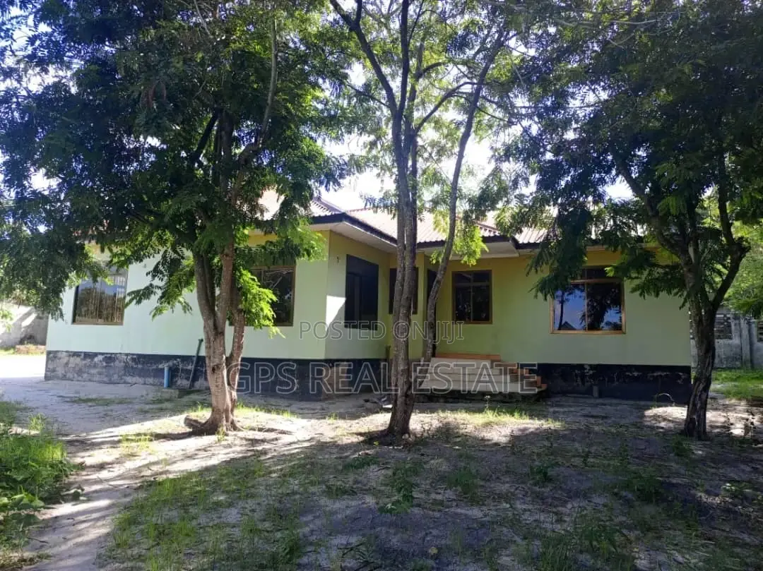 3bdrm House in Mikwambe, Kigamboni for Sale