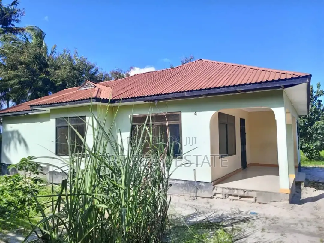 3bdrm House in Mikwambe, Kigamboni for Sale
