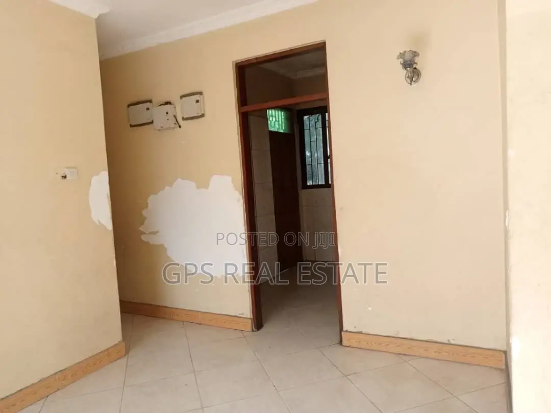 3bdrm House in Mikwambe, Kigamboni for Sale
