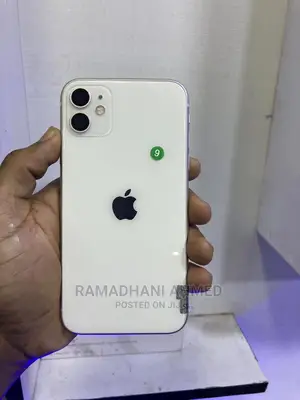 Apple iPhone 11 64 GB White