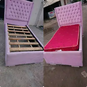 Vitanda Vya 3 Kwa Sita Na Magodoro Yake