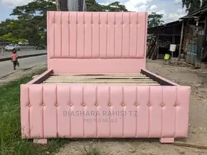Bed Sofa Mpya 5 Kwa 6