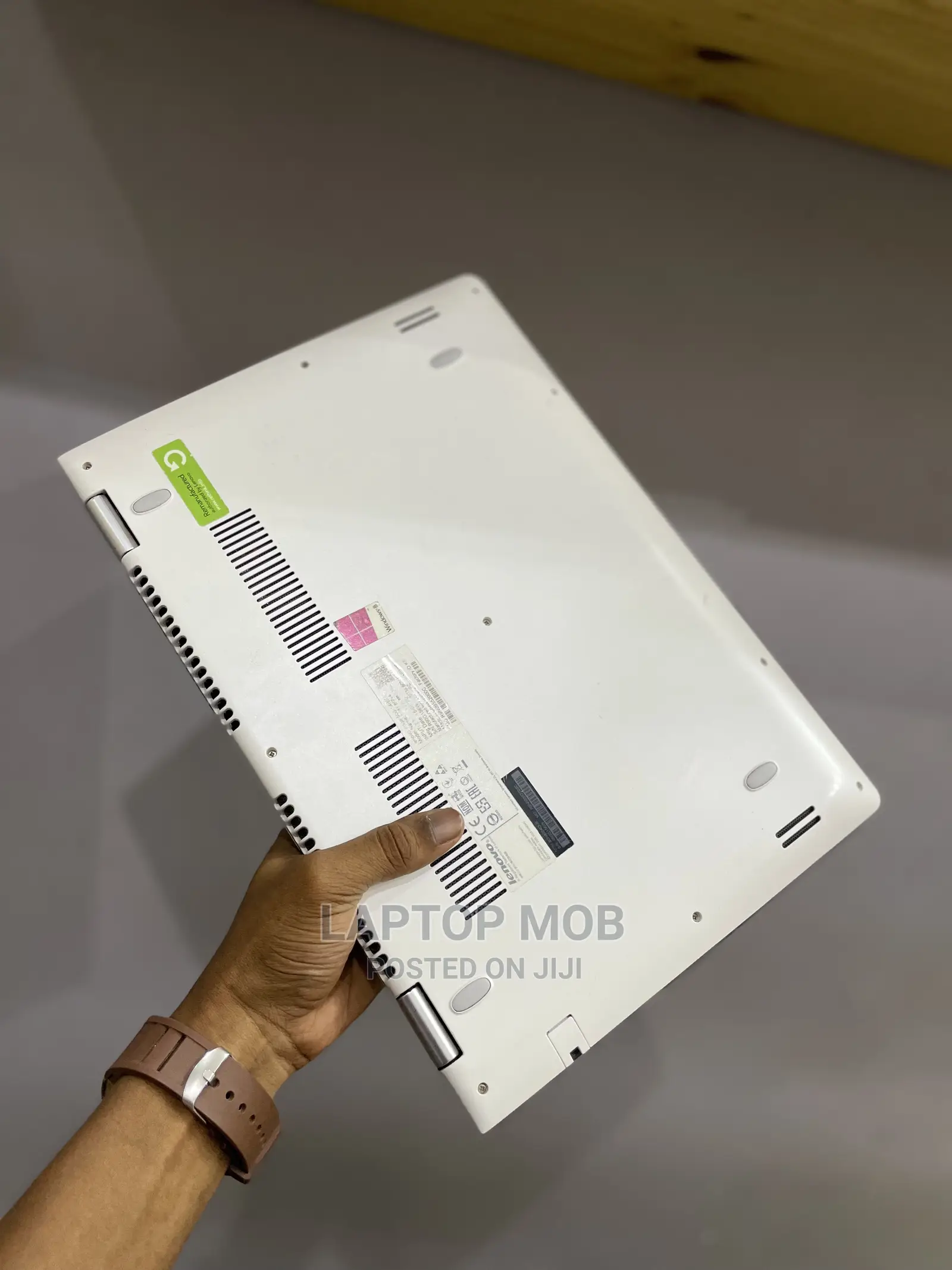 Laptop Lenovo Yoga 700 4GB Intel HDD 500GB