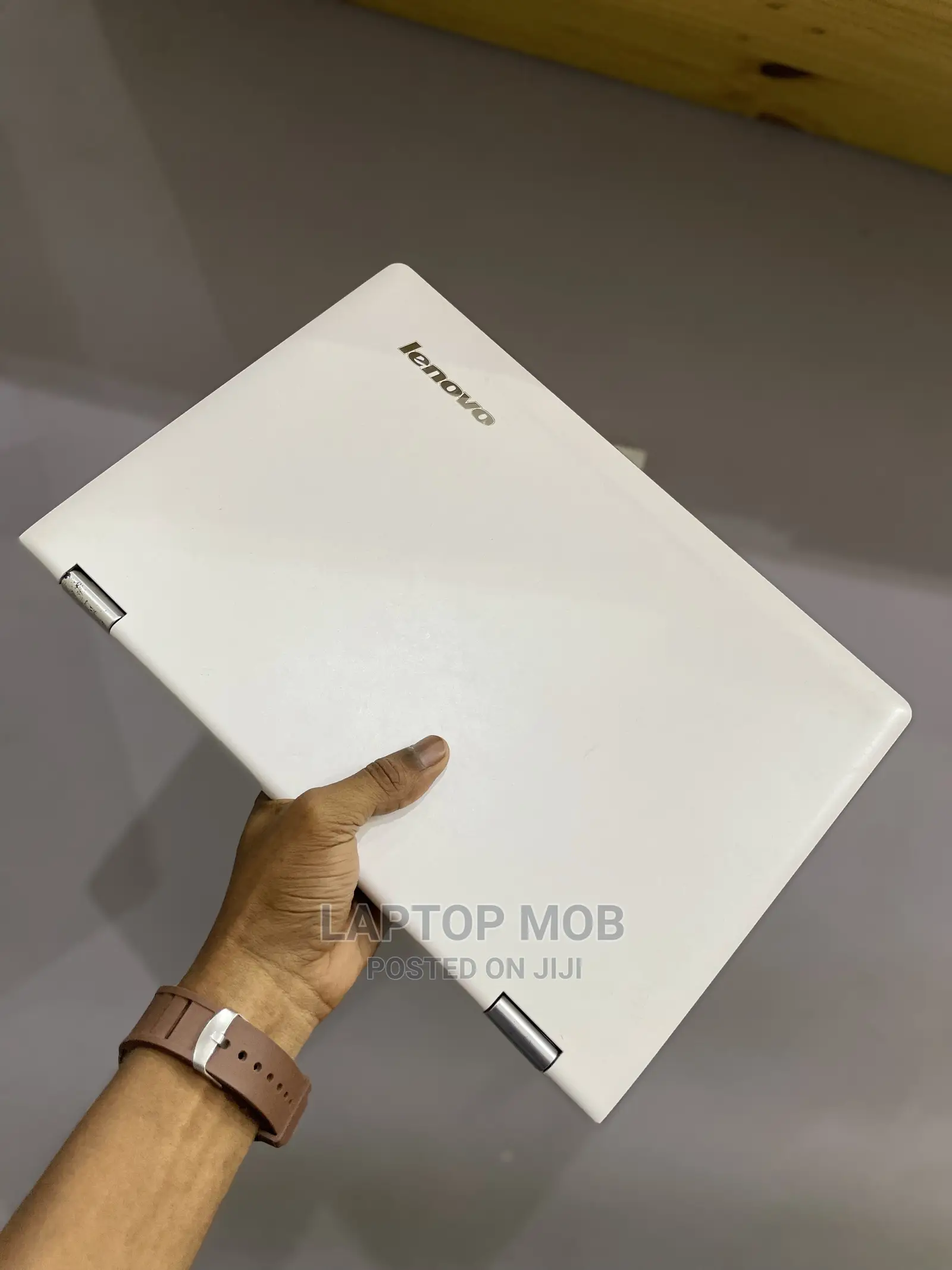 Laptop Lenovo Yoga 700 4GB Intel HDD 500GB
