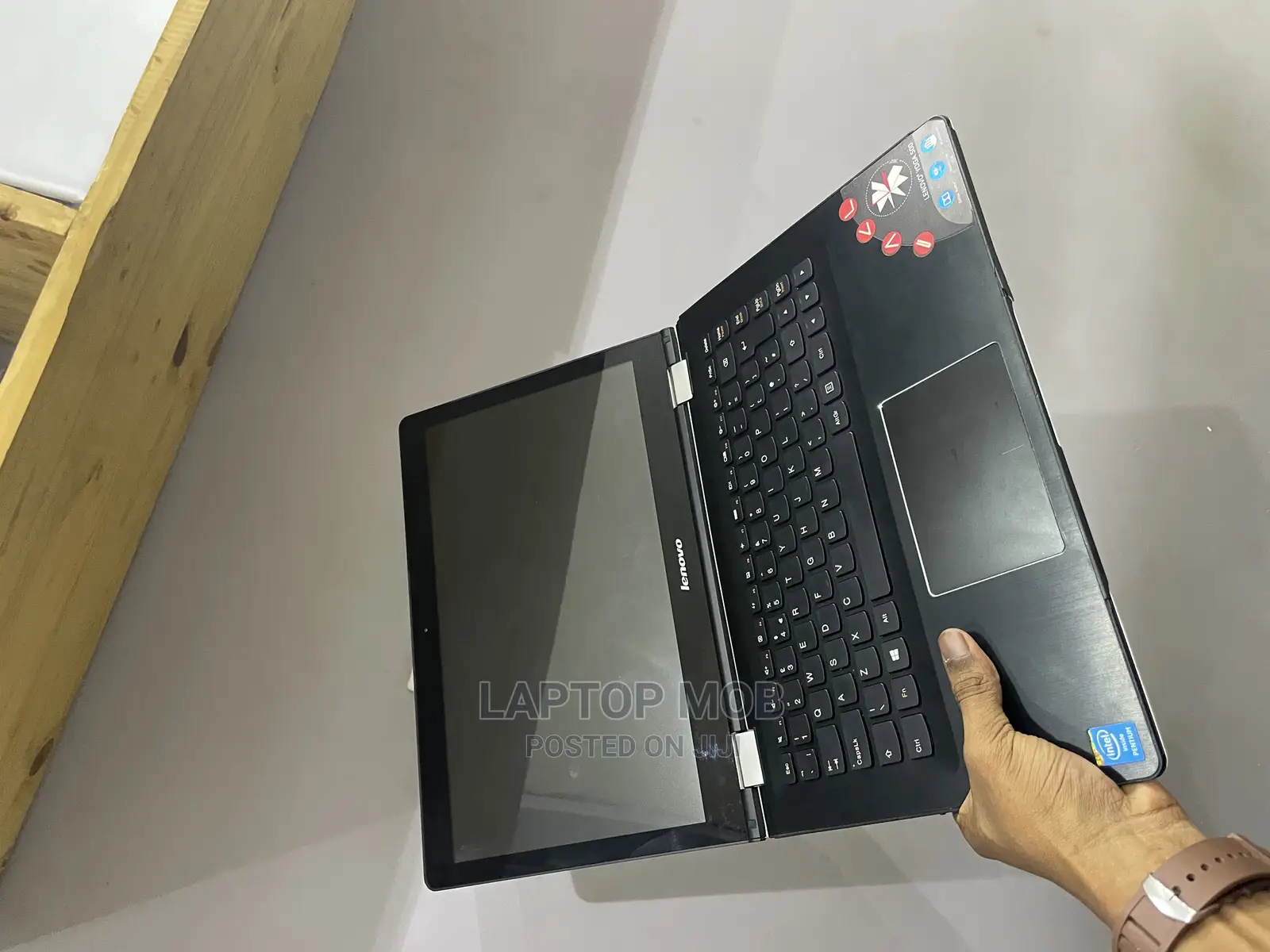 Laptop Lenovo Yoga 700 4GB Intel HDD 500GB
