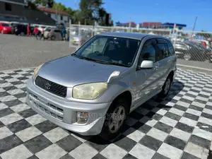 Toyota RAV4 1.8 2005 Silver