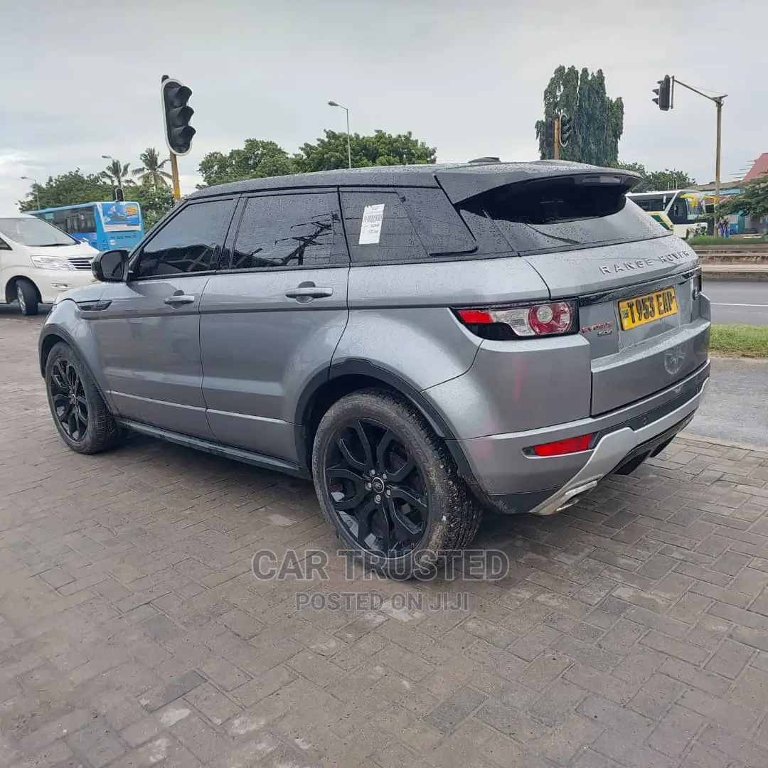 Land Rover Range Rover 2012 Black