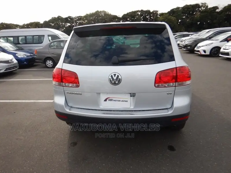 Volkswagen Touareg 2005 Silver