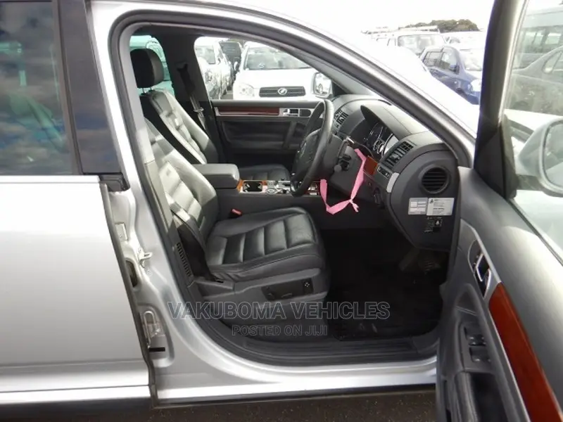 Volkswagen Touareg 2005 Silver