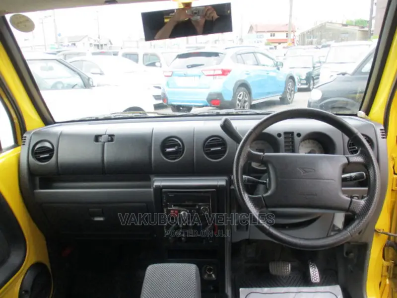 Daihatsu Mira 2003 Yellow