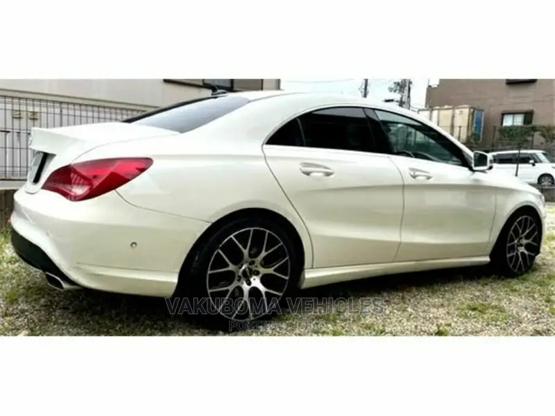 Mercedes-Benz CLA-Class 2015 Pearl