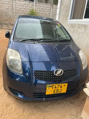 Toyota Vitz 1.0 FWD 5dr 2005 Blue