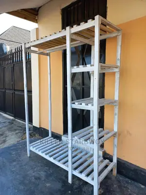 Kabati La Pallet Milango 2