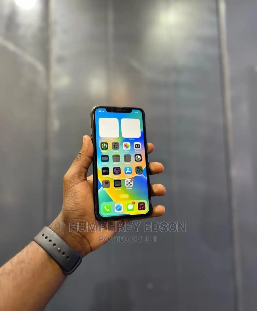 New Apple iPhone 11 128 GB Black