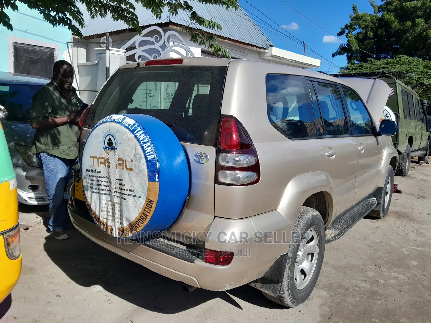 Toyota Land Cruiser Prado 2015 Gold