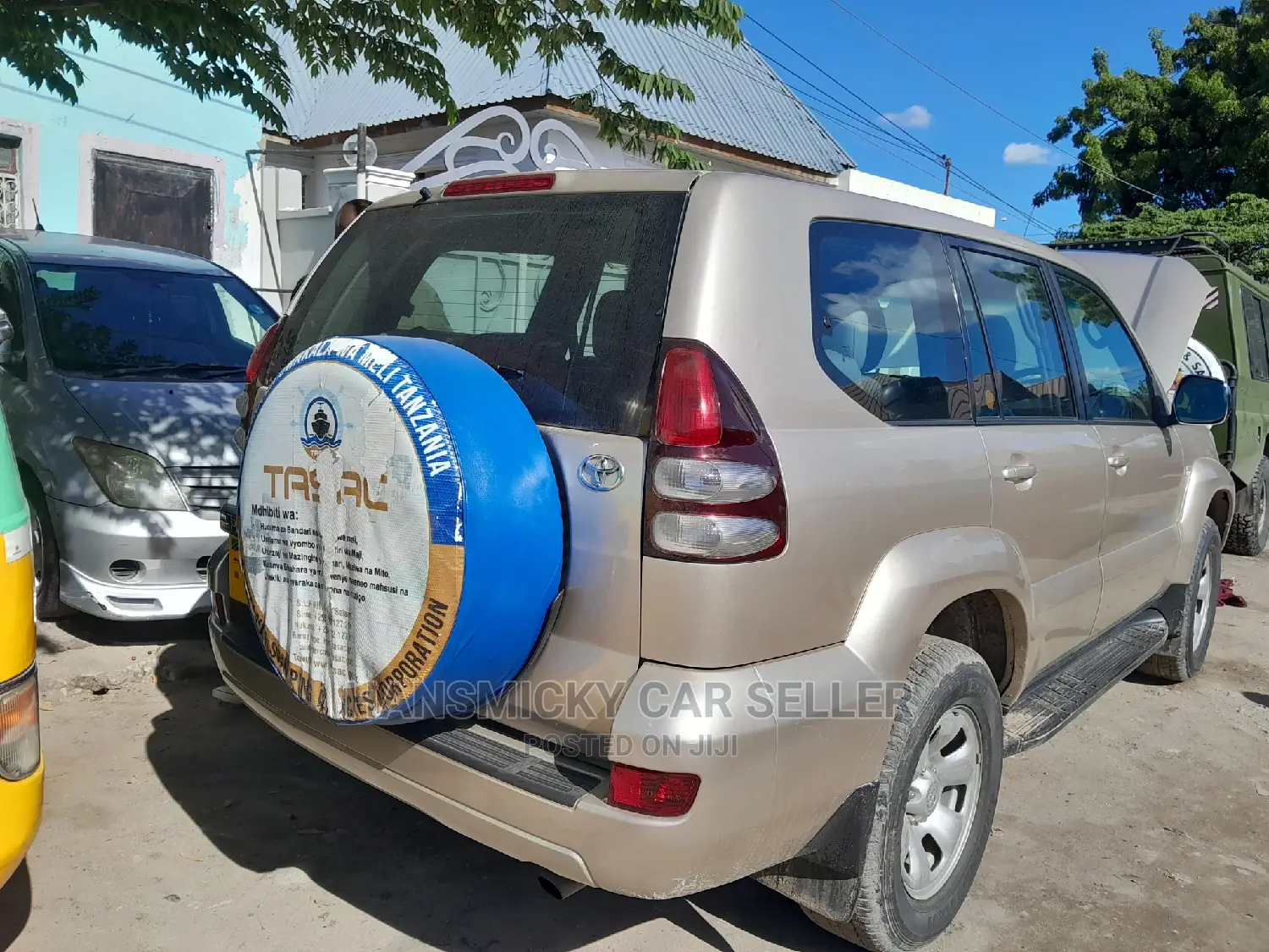 Toyota Land Cruiser Prado 2015 Gold